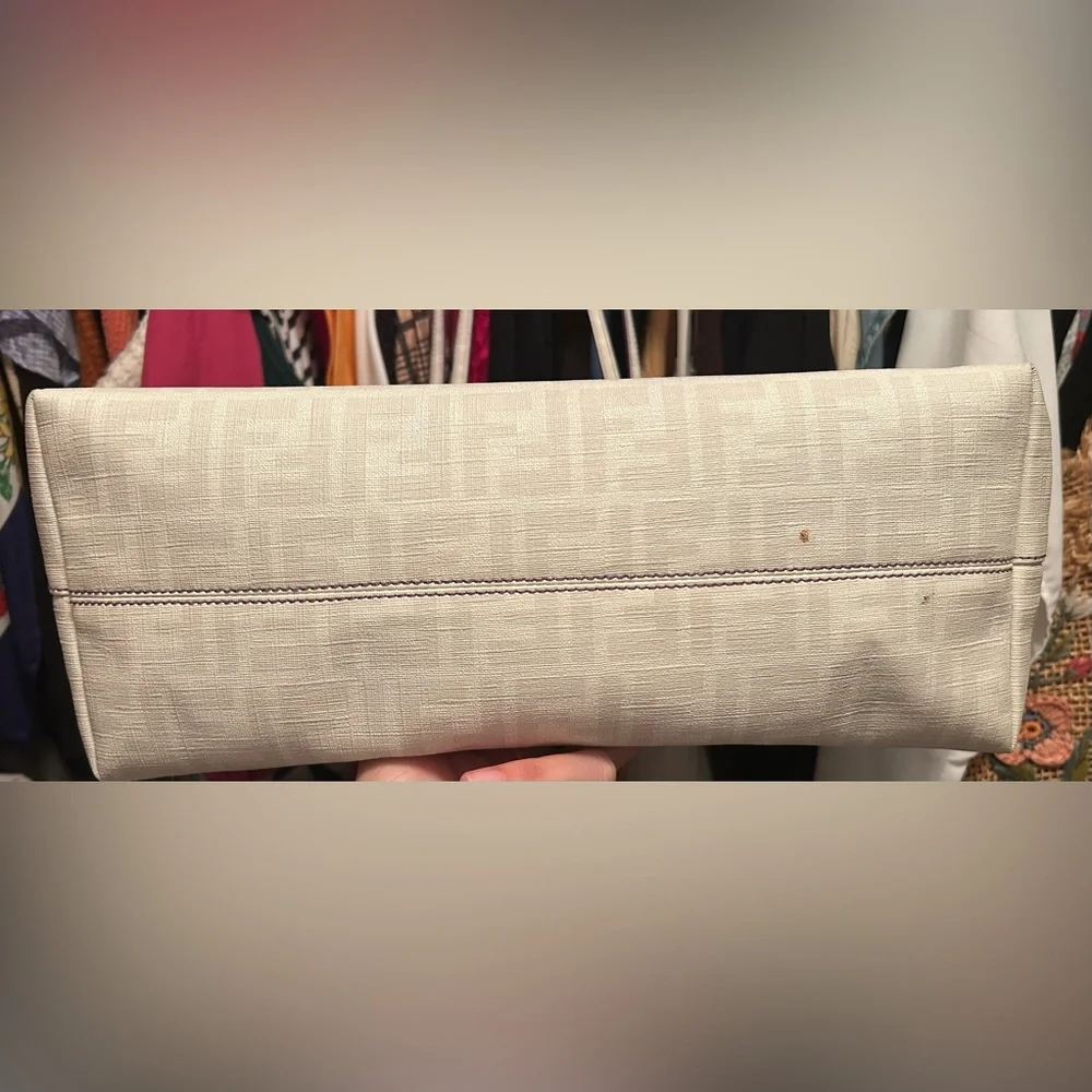 GUC Authentic Fendi White Zucca Tote Handbag
